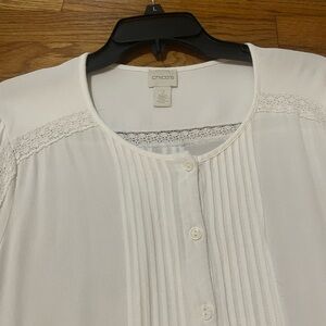 Chico’s Cream color rayon popover with pintuck and lace detail. Size 12